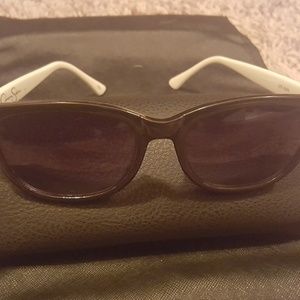 Jessica Simpson sunglasses